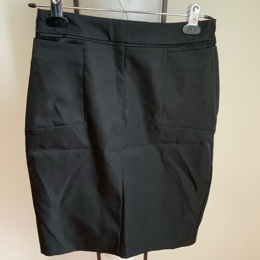 H&M Sateen Pencil Skirt US 4 EU 34